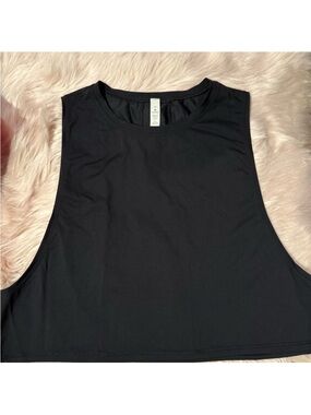 lululemon athletica jersey training muscle tee in solid black. Like new! Size 12